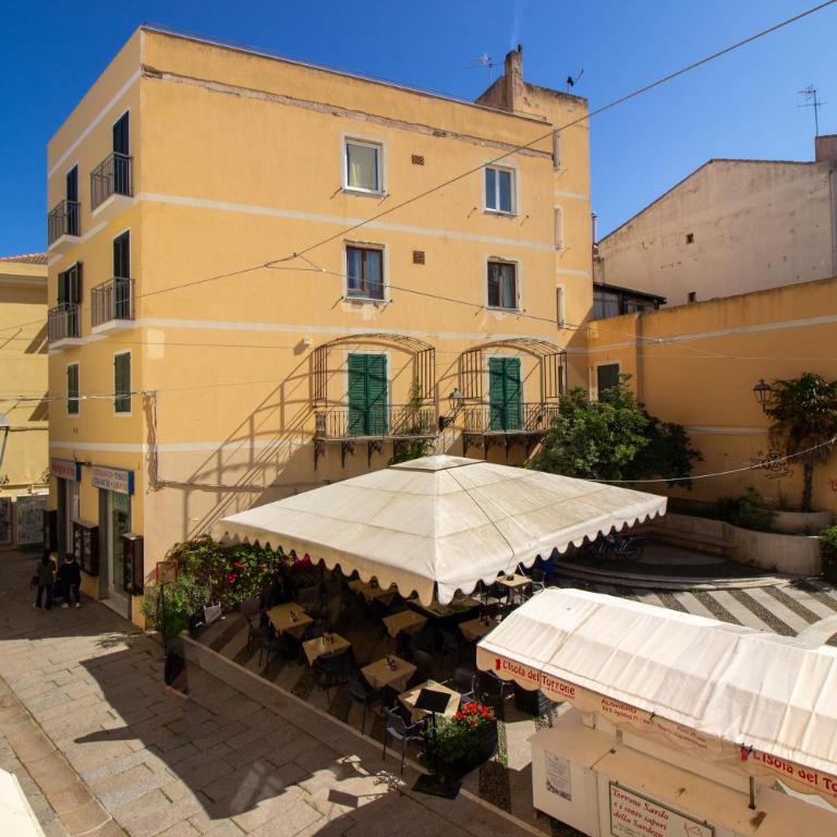 Appartamento in centro Alghero (Casa Gilbert) - Appartamento con 3 Camere da Letto - 56