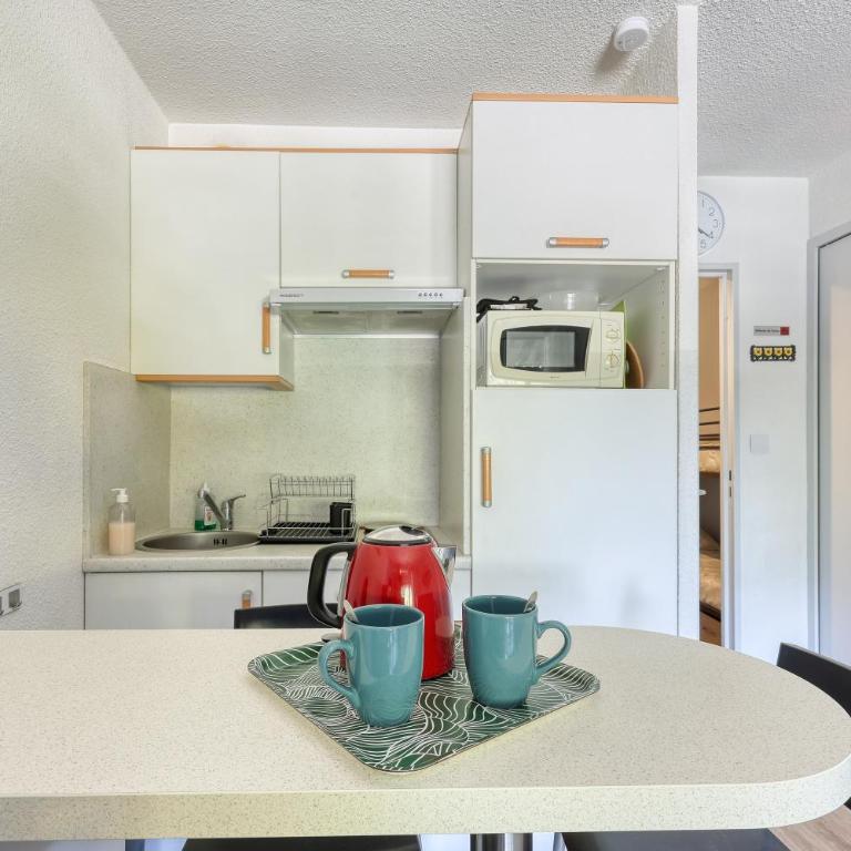 Les Cigales de la Mer - 7min à pied du Port - Appartement - 3