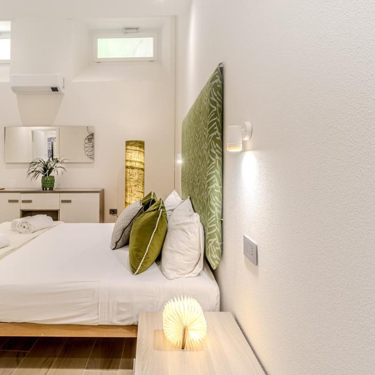 Artis Rooms Guesthouse - Camera Matrimoniale con Bagno Privato - 2