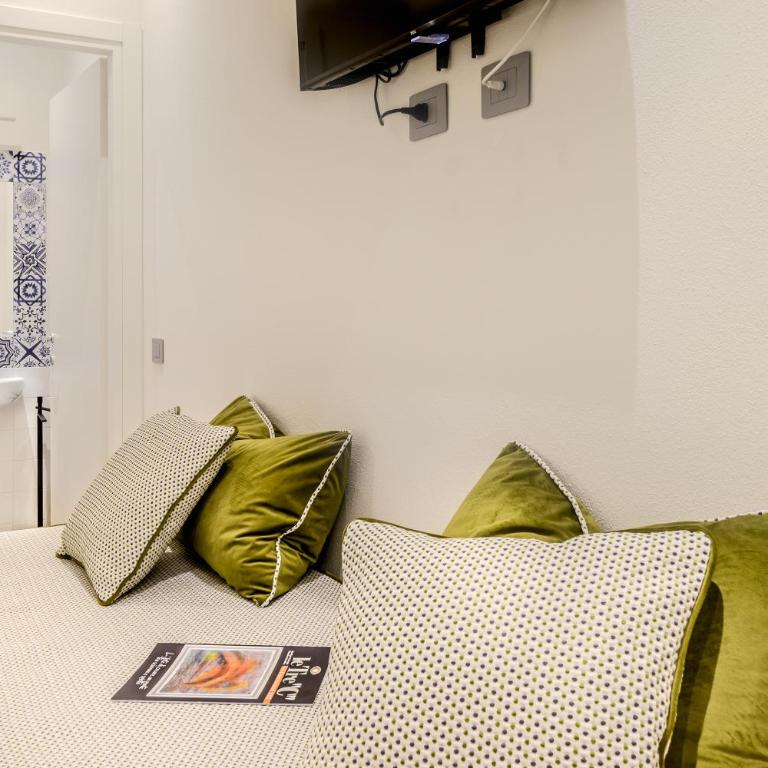 Artis Rooms Guesthouse - Camera Matrimoniale con Bagno Privato - 7