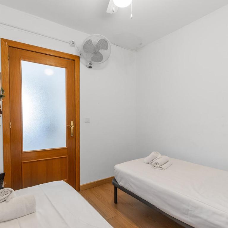 Sunny retreat near Alicante Central Market - Two-Bedroom Apartment - 19