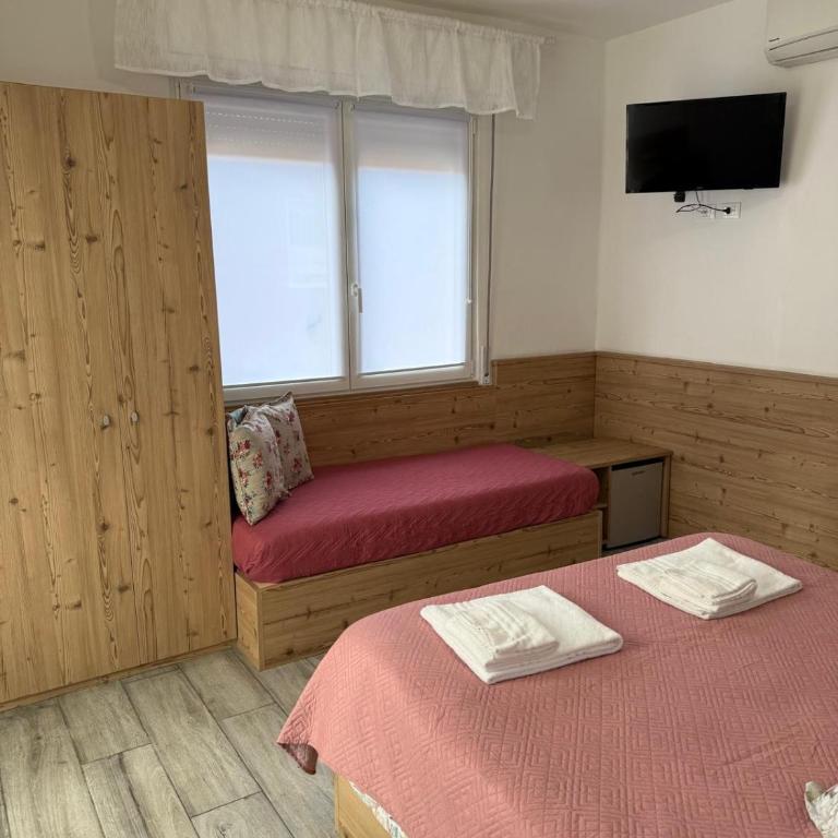 Pirandello Rooms - Camera Deluxe (2 Adulti + 1 Bambino) - 7