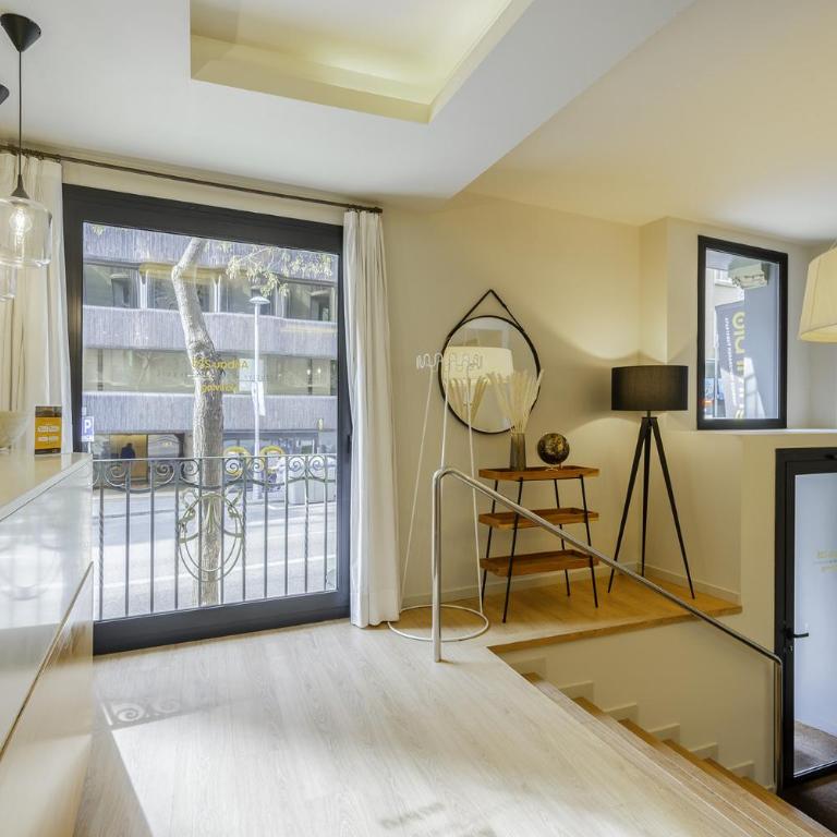 Ola Living Hostal Diagonal - Superior Double Room - 19