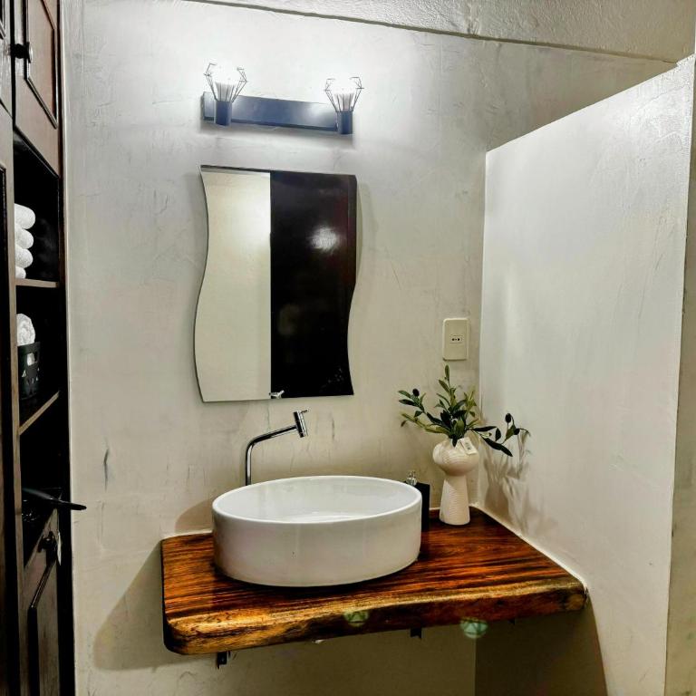 Un refugio rústico con alma y estilo propio - Casa con 1 dormitorio - 9