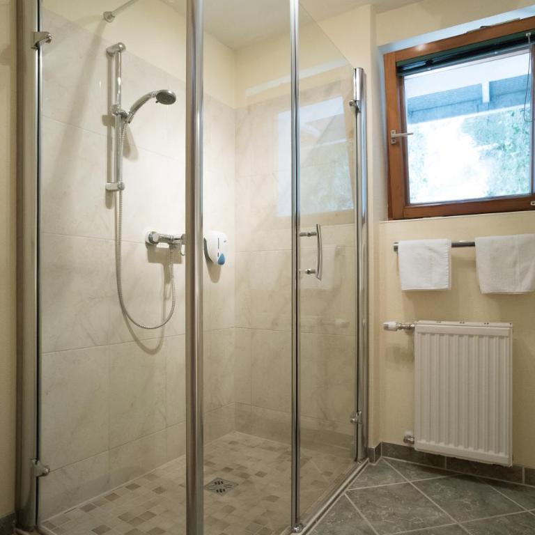 Fürbaß Haus - Double Room with Balcony - 4