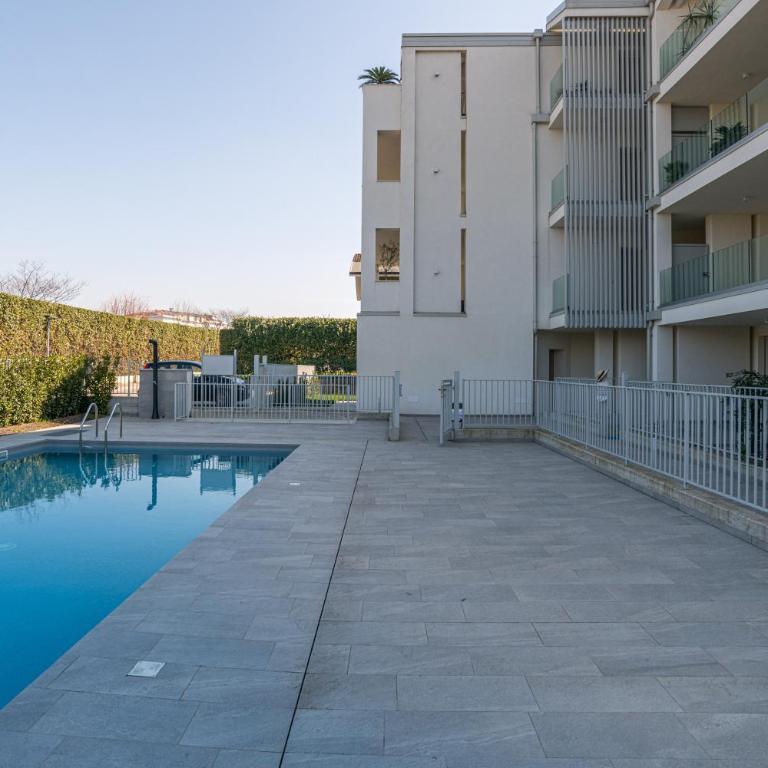 GuestHost - Flat 100m from Lake with Swimming Pool - Appartamento con 2 Camere da Letto - 21