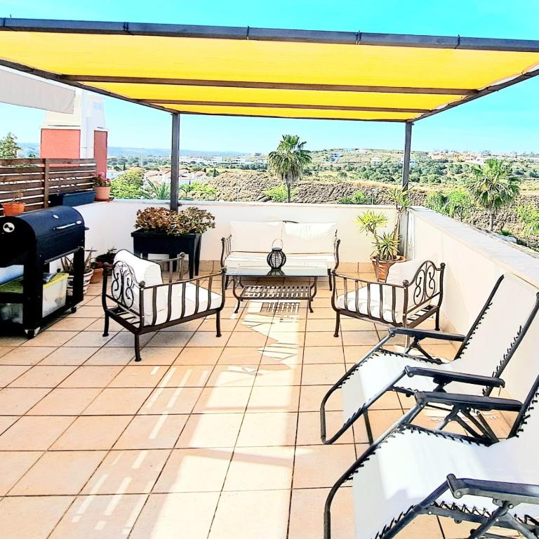 ATICO VISTA ESURI GOLF y RELAX - Apartamento de 2 dormitorios con vistas a la piscina - 1