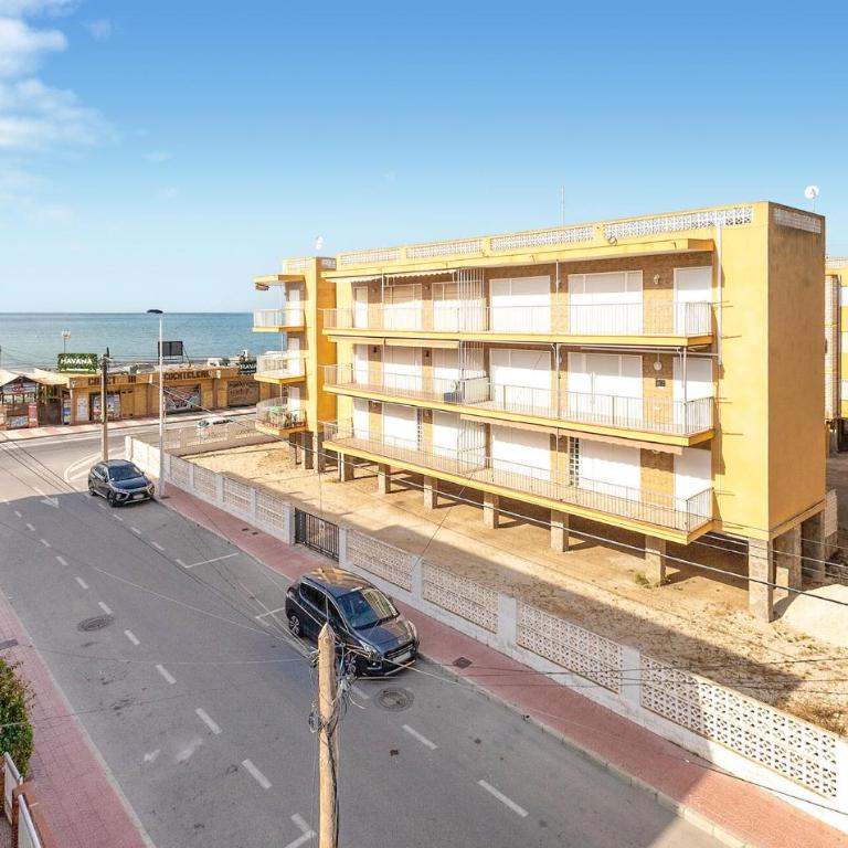 Awesome Apartment In Santa Pola - Apartamento de 2 dormitorios - 7