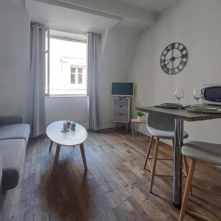 Beautiful Apartment In Saint-Malo - Appartement - 1