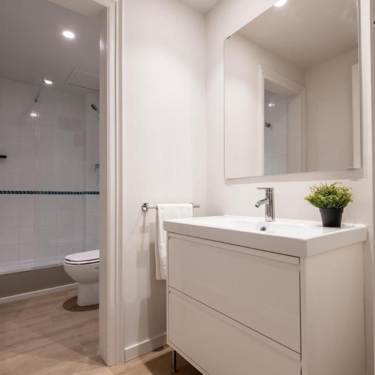 Mirador 1840 - Three-Bedroom Apartment - 5