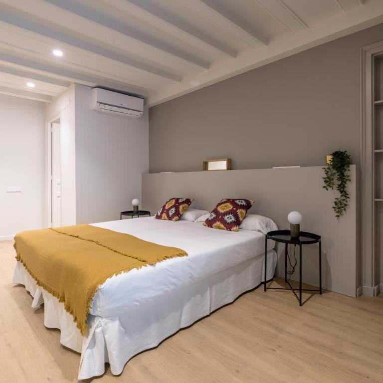 Mirador 1840 - Three-Bedroom Apartment - 14