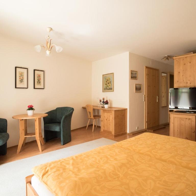 Fürbaß Haus - Double Room with Balcony - 7
