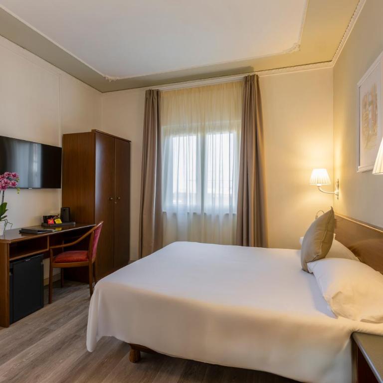 Hotel Central Wellness - Camera Matrimoniale/Doppia con Letti Singoli - 3