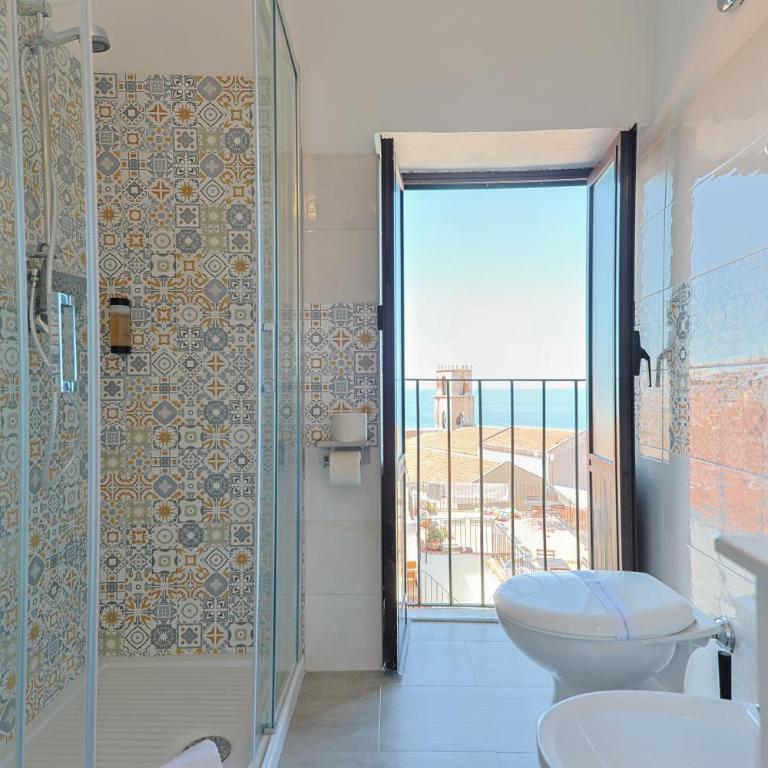 Casanova Rooms and Apartment to Rent - Camera Tripla con Vista Mare - 11
