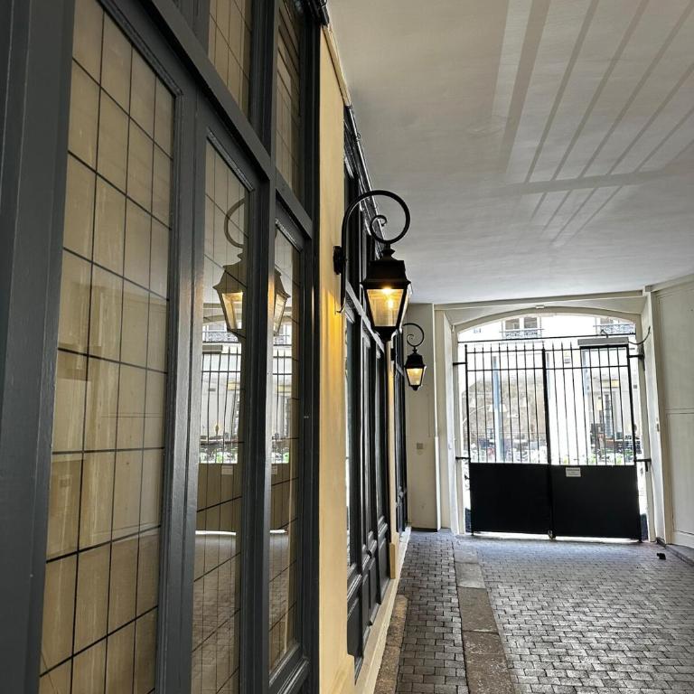 Montorgueil Suite - One-Bedroom Apartment - 23
