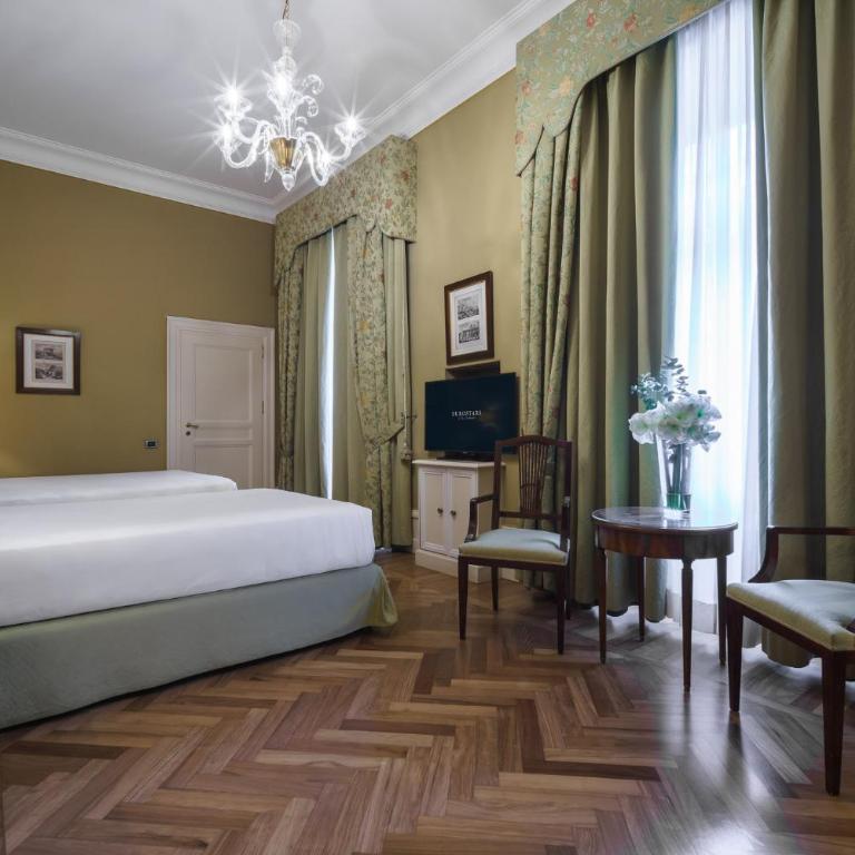 Eurostars Hotel Excelsior - Camera Matrimoniale Superior - 4