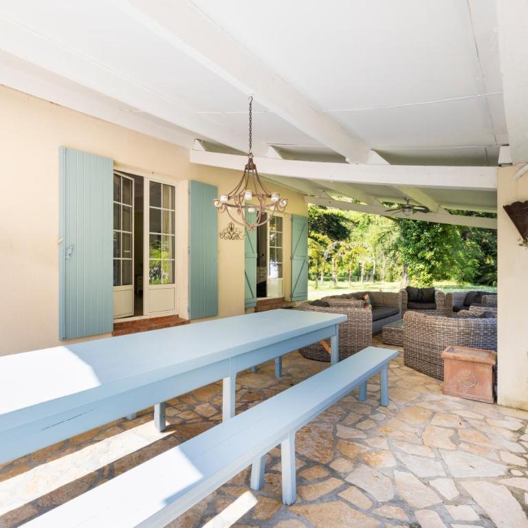 Spacious villa in Tourrettes-sur-Loup with Private Lake access Sleep 16 - Villa - 38