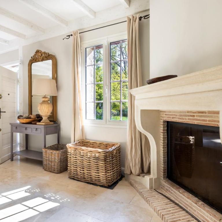 Spacious villa in Tourrettes-sur-Loup with Private Lake access Sleep 16 - Villa - 39