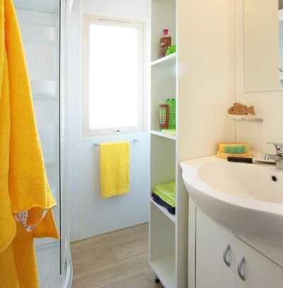 ZEcamping 4 étoiles familial hammam bain à remous et sauna - Three-Bedroom House - 15