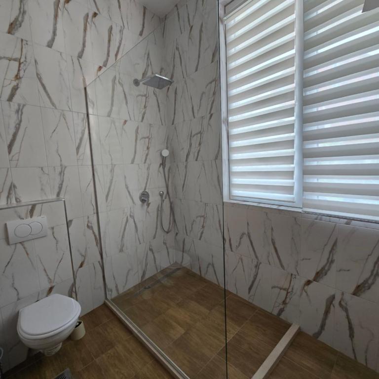 Villa Iper - Deluxe Two-Bedroom Apartment with Garden View - 4