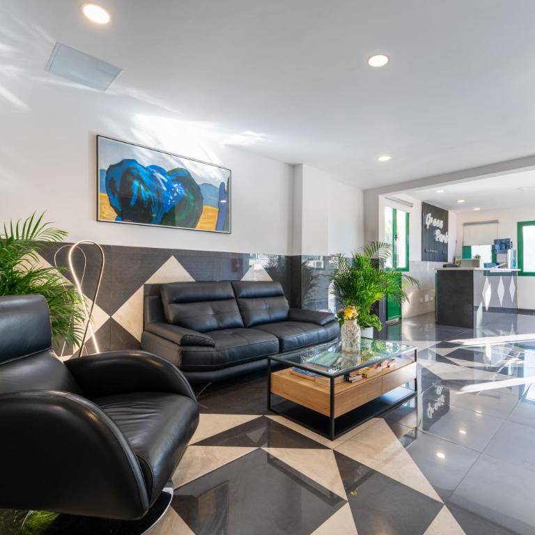RT-Green Park - One-Bedroom Apartment - 13