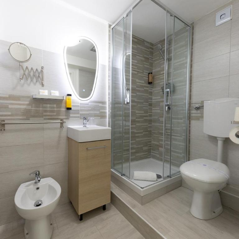 Casanova Rooms and Apartment to Rent - Camera Matrimoniale Standard con Finestra Interna - 2