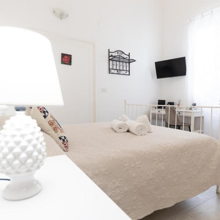 Casanova Rooms and Apartment to Rent - Camera Matrimoniale Standard con Finestra Interna - 10