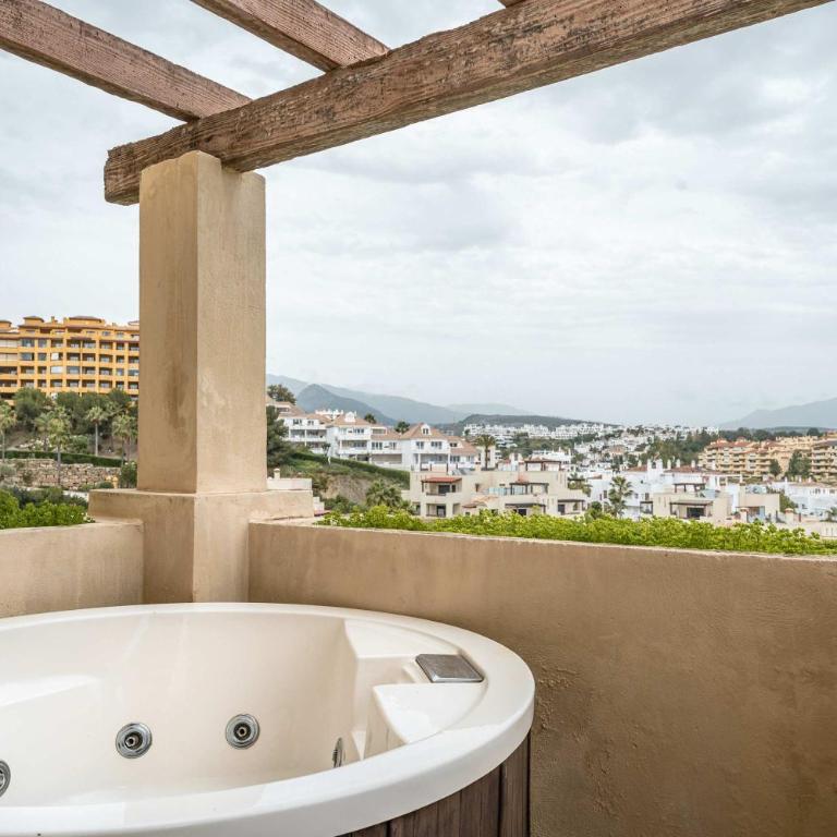 Sea & Sun Hills Views Pool Jacuzzi - Apartamento - 5
