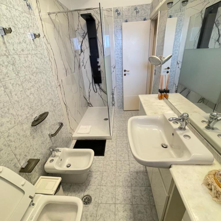 Family Suite Santamaria - Appartamento con 2 Camere da Letto e Terrazza - 12