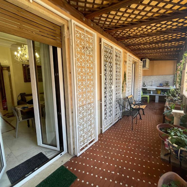 Family Suite Santamaria - Appartamento con 2 Camere da Letto e Terrazza - 1
