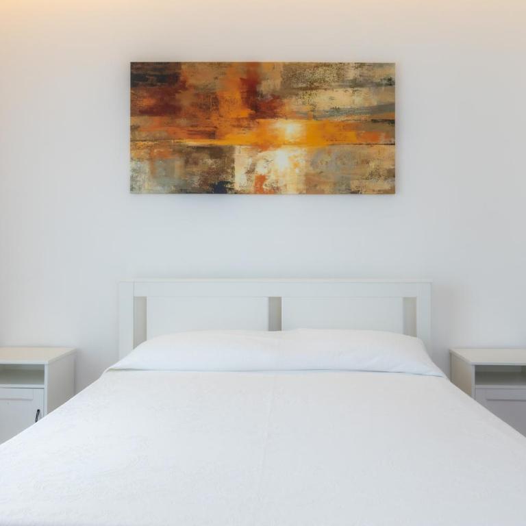 Romano Apartments - " Wood & Harmonies " - Luxury apartment right next to the METRO - Appartamento con 2 Camere da Letto - 10