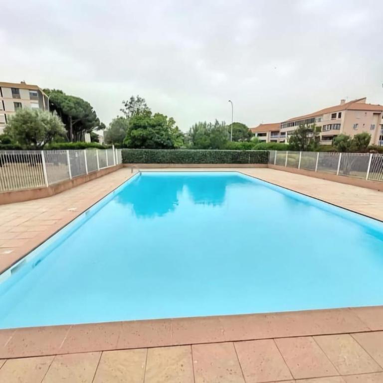 Studio with pool and tennis - Appartement - 3