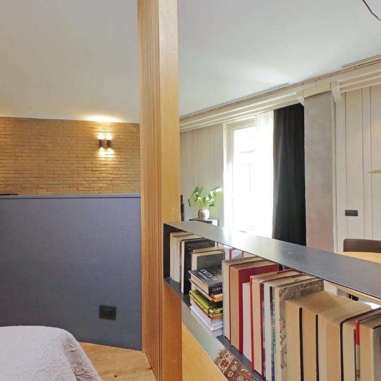 Onofrio - One-Bedroom Loft Apartment with One Queen Bed - 18