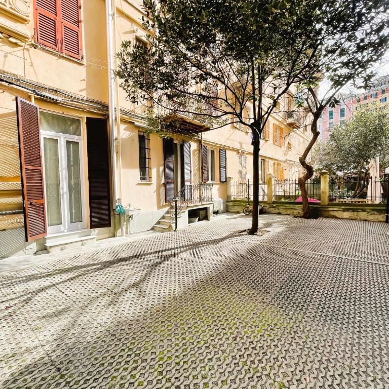 GOA SEA APARTMENT - appartamento in centro Garden&freepark - Two-Bedroom Apartment with Garden View - 33