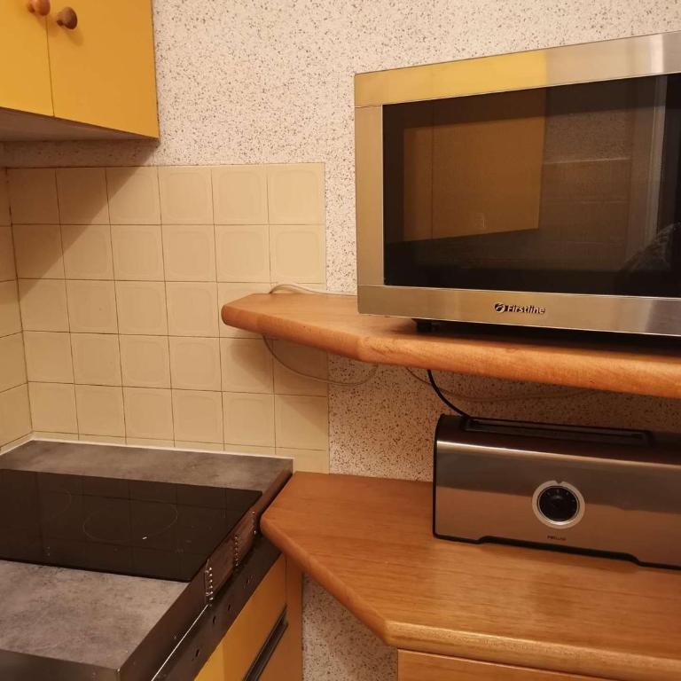 Studio cabine 5 pers, balcon, La Mongie, proche pistes - Studio - 4
