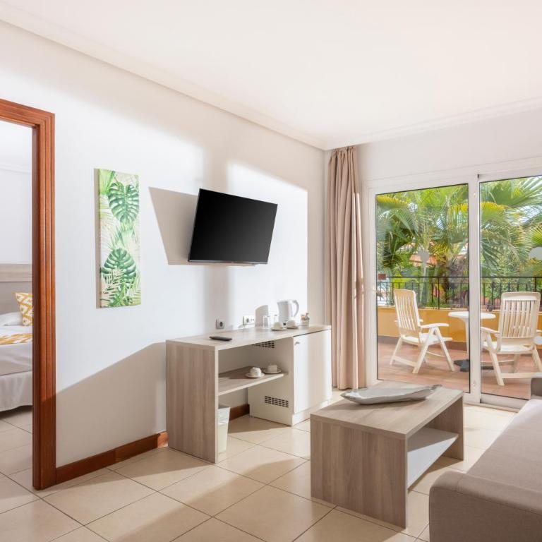 Landmar Costa los Gigantes Family Resort - Suite con vistas al jardín (2 adultos) - 4