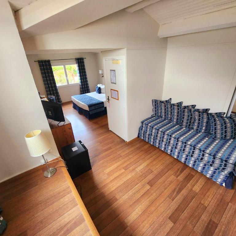 La Belle Aurore - Privilege Room with Hill View - 3