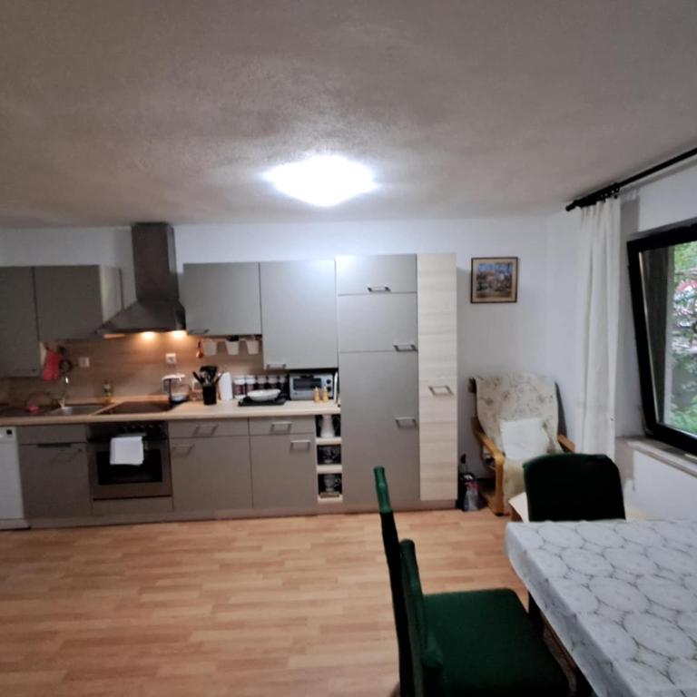 Kuca za odmor Amber - Three-Bedroom Townhouse - 5