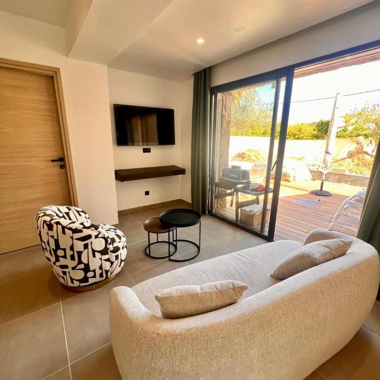 Maison Di Fiori, location neuve avec piscine - Casa Vacacional de 3 dormitorios - 14
