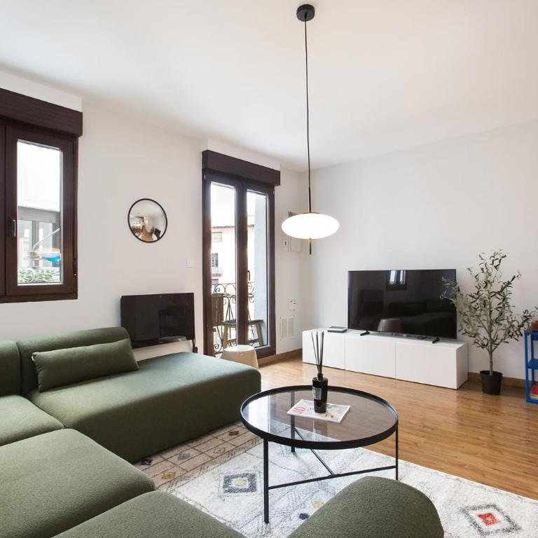 Lufia Flats 1 - Three-Bedroom Apartment - 7
