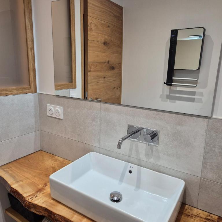 Maison de village rénovée - Maison de Ville 2 Chambres - 7