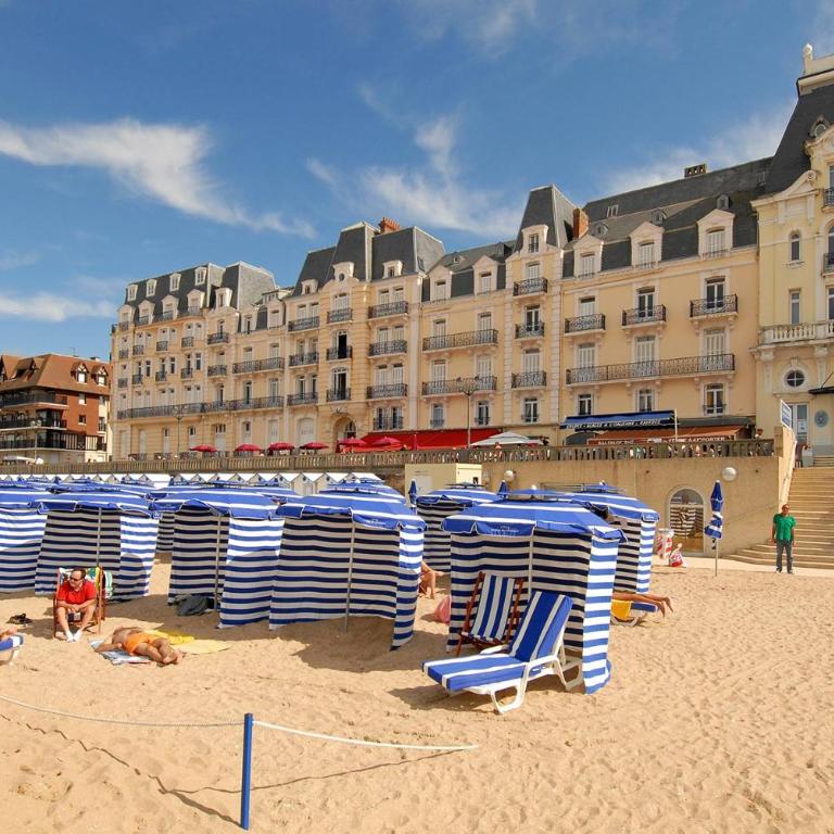 200m de la mer Piscine WIFI T3 38 m2 6 pers 2 chambres Ascenseur - Appartement 2 Chambres - 49