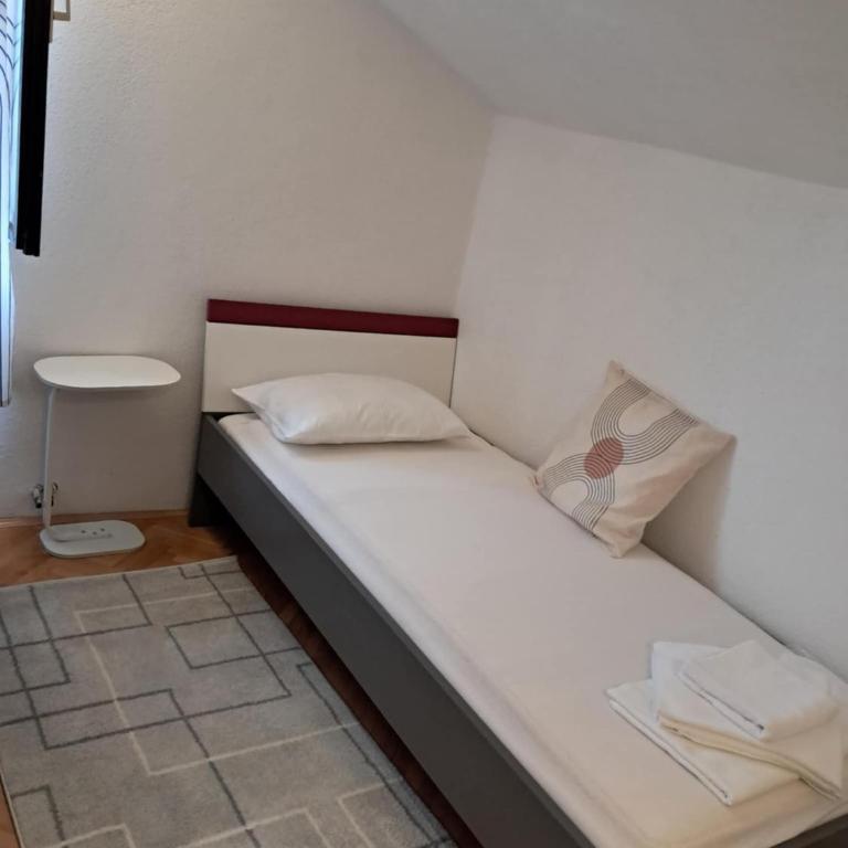 Kuca za odmor Amber - Three-Bedroom Townhouse - 18