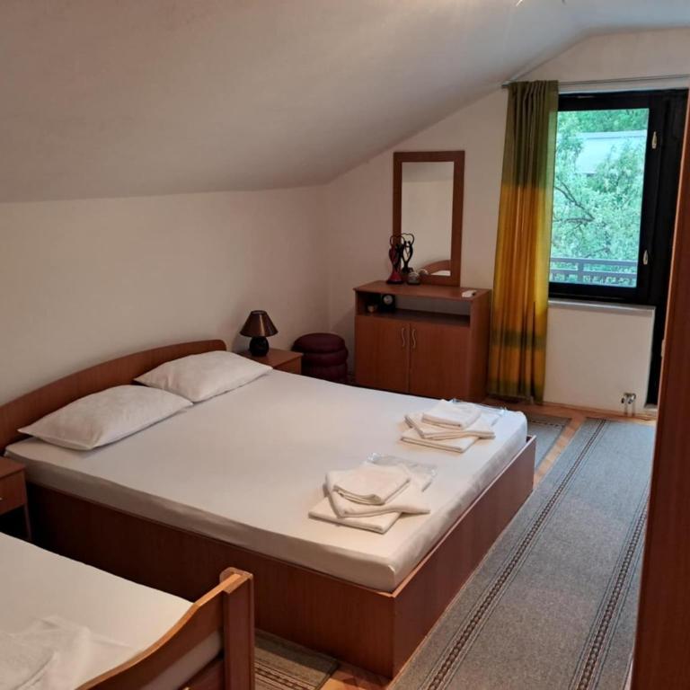 Kuca za odmor Amber - Three-Bedroom Townhouse - 23