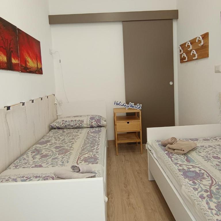 Casa le Fontane by Holiday World - Two-Bedroom Apartment - 4
