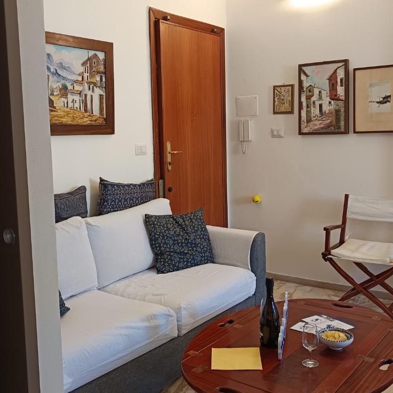 Casa le Fontane by Holiday World - Two-Bedroom Apartment - 5