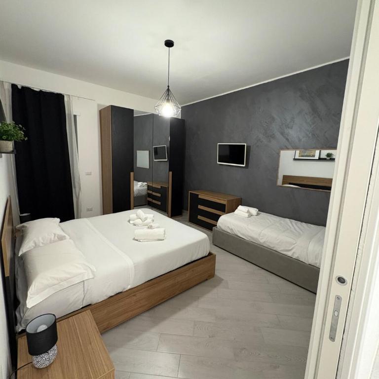 House in Naples - Appartamento con 2 Camere da Letto - 1