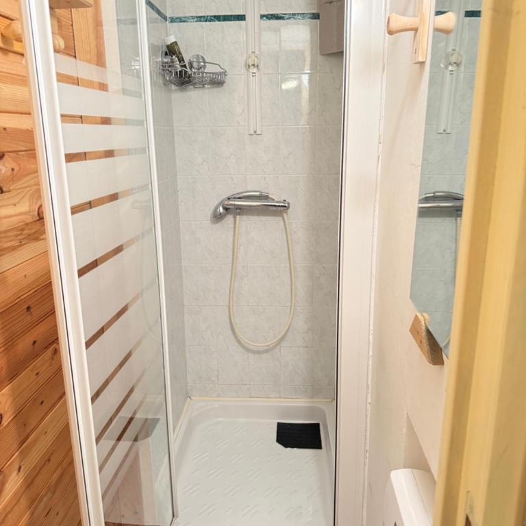 Appartement dans Chalet avec Jardin - Apartamento de 1 dormitorio - 14