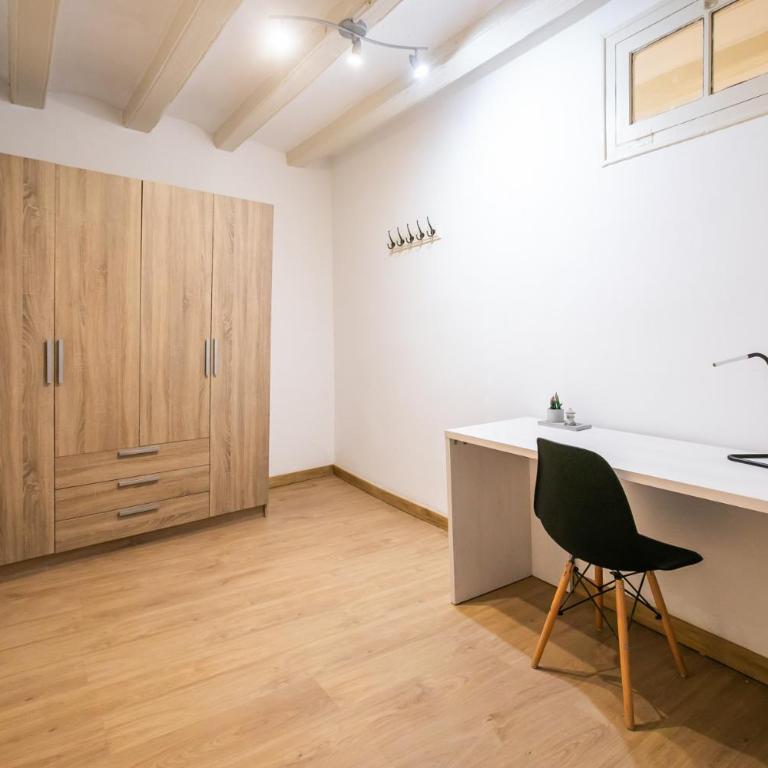 P2ESC1103- Apartment Barrio Gotico - Three-Bedroom Standard Apartment - 13