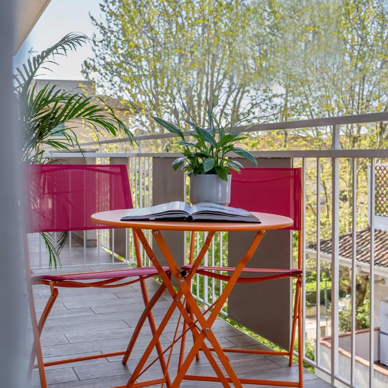 Hotel Carmen - Double or Twin Room with Balcony - 7